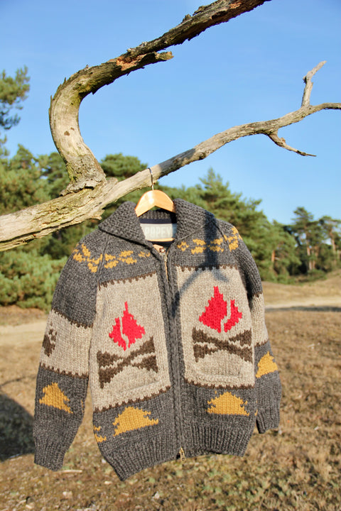 HANDKNIT CANADIAN ZIP CARDIGAN WITH MULTI COLOR PATTERNS
