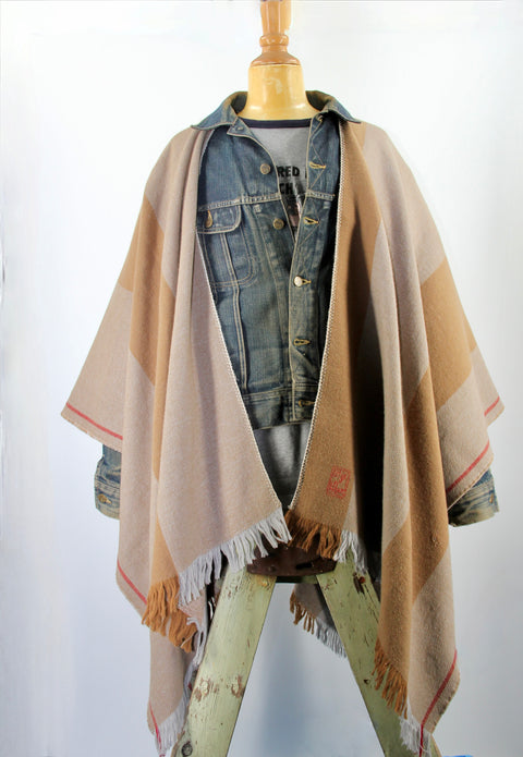 PONCHO ZEZERE IN 50% ORGANIC COTTON AND 50% SHEEPWOOL